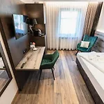 Hotel Demas Muenchen-unterhaching