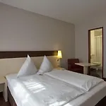 Hotel Demas Muenchen-unterhaching