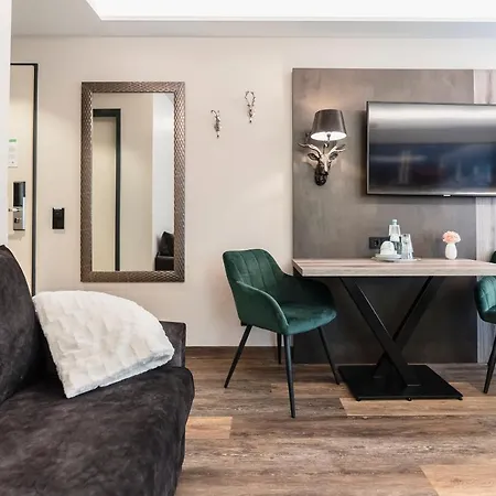 Demas Muenchen-unterhaching Hotel 3*