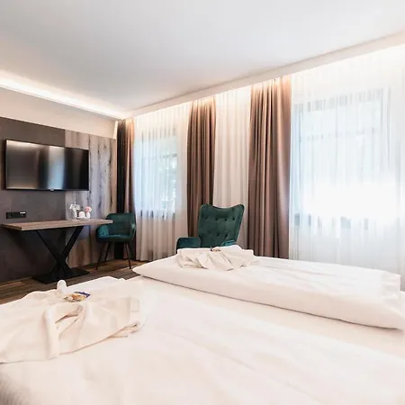 Demas Muenchen-unterhaching Hotel 3*