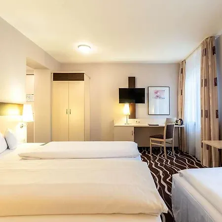 Demas Muenchen-unterhaching Hotel 3*