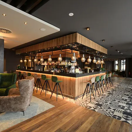 Hotel Demas Muenchen-unterhaching